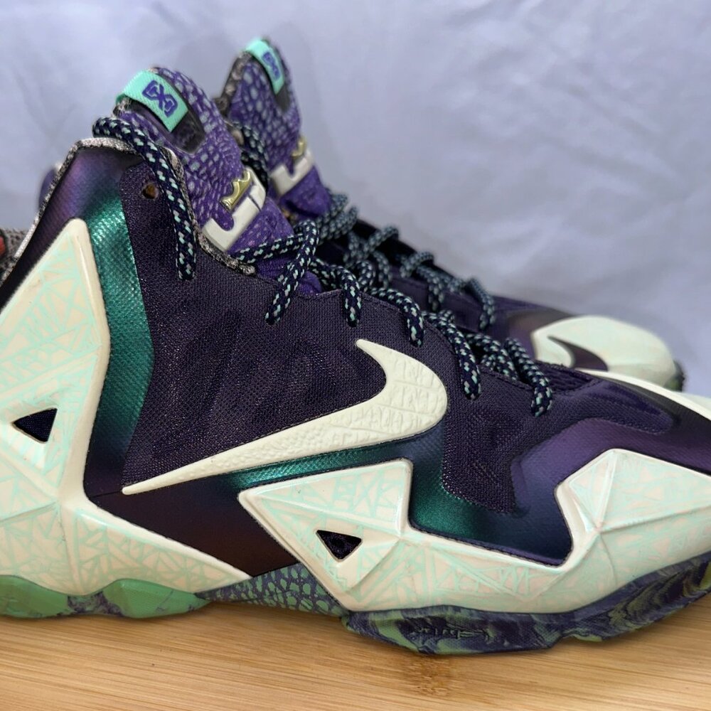 Nike LeBron James XI GS All Star Nola Gumbo Green Glow Sz 5.5Y 621712-701
